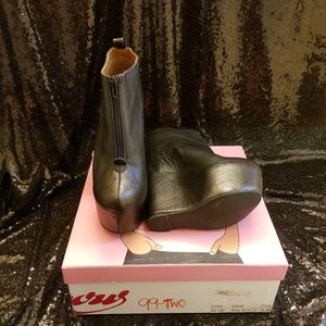 Jeffrey Campbell genuine leather Booties